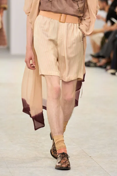 Look 26